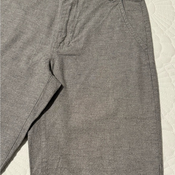 Old Navy Chino Shorts- Boys Size 12 - Picture 4 of 10